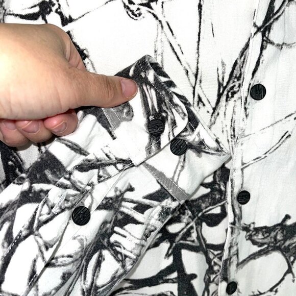 Humor The Danish Flavor Button Front Shirt Mens Size Medium M Graphic Print - Picture 5 of 9